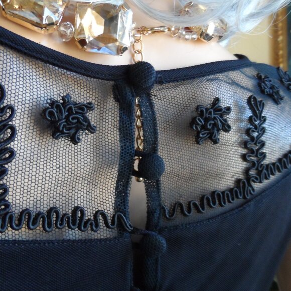 Moschino Cheapandchic Black SHeath Dress with/Embroidery Detail Size 10 - Picture 13 of 16